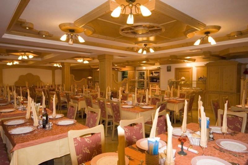 Dolomiti Hotel Olimpia Andalo Bagian luar foto
