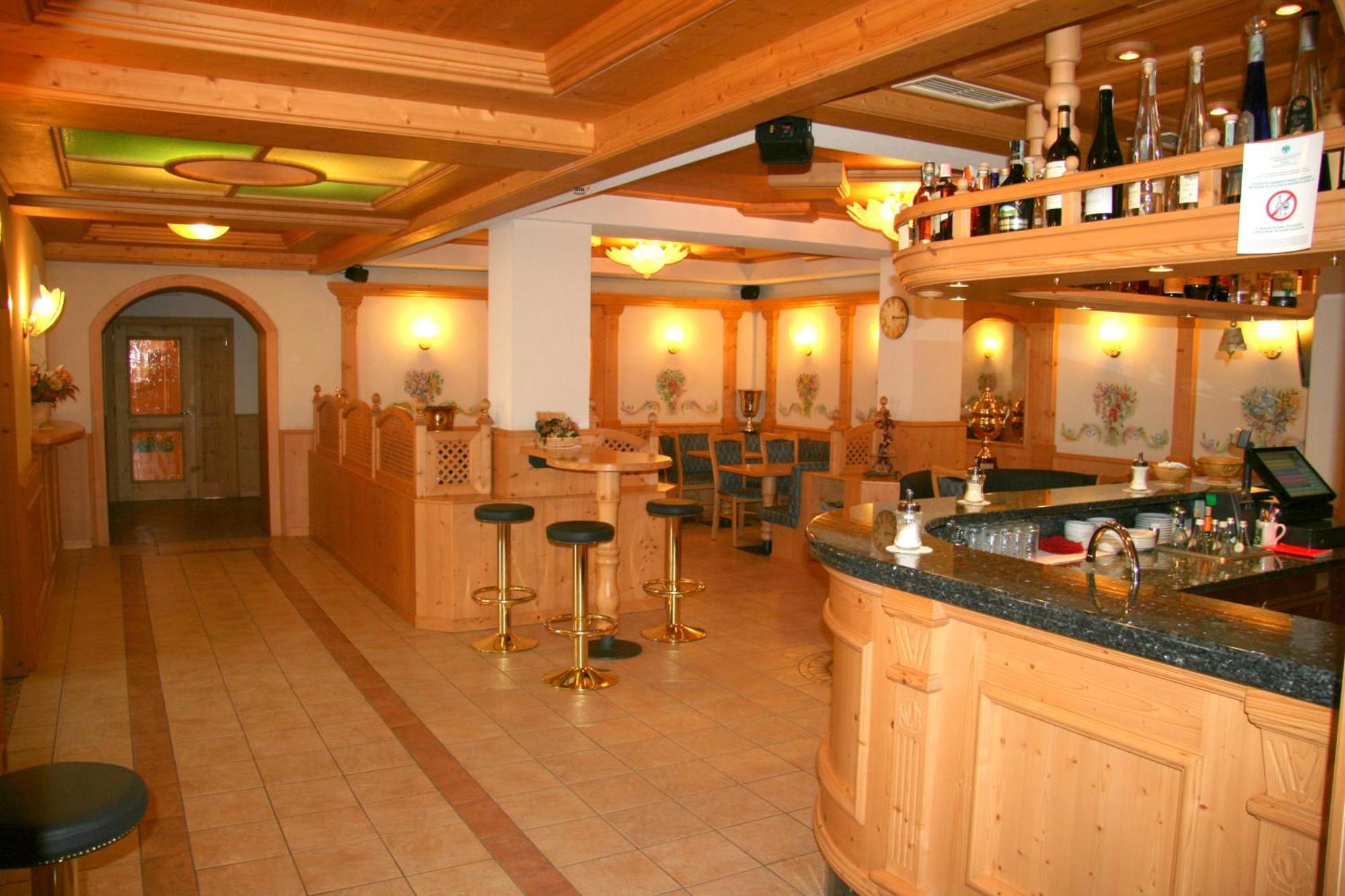 Dolomiti Hotel Olimpia Andalo Bagian luar foto